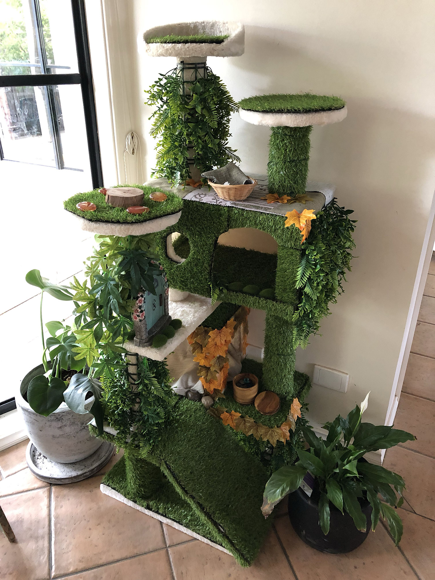 Gatifica tu árbol rascador